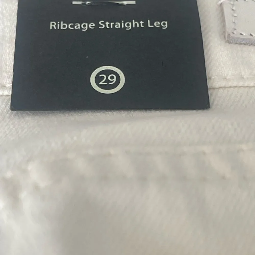BLANK NYC The Baxter Straight Leg Jeans Size: 29” Color: Ivory